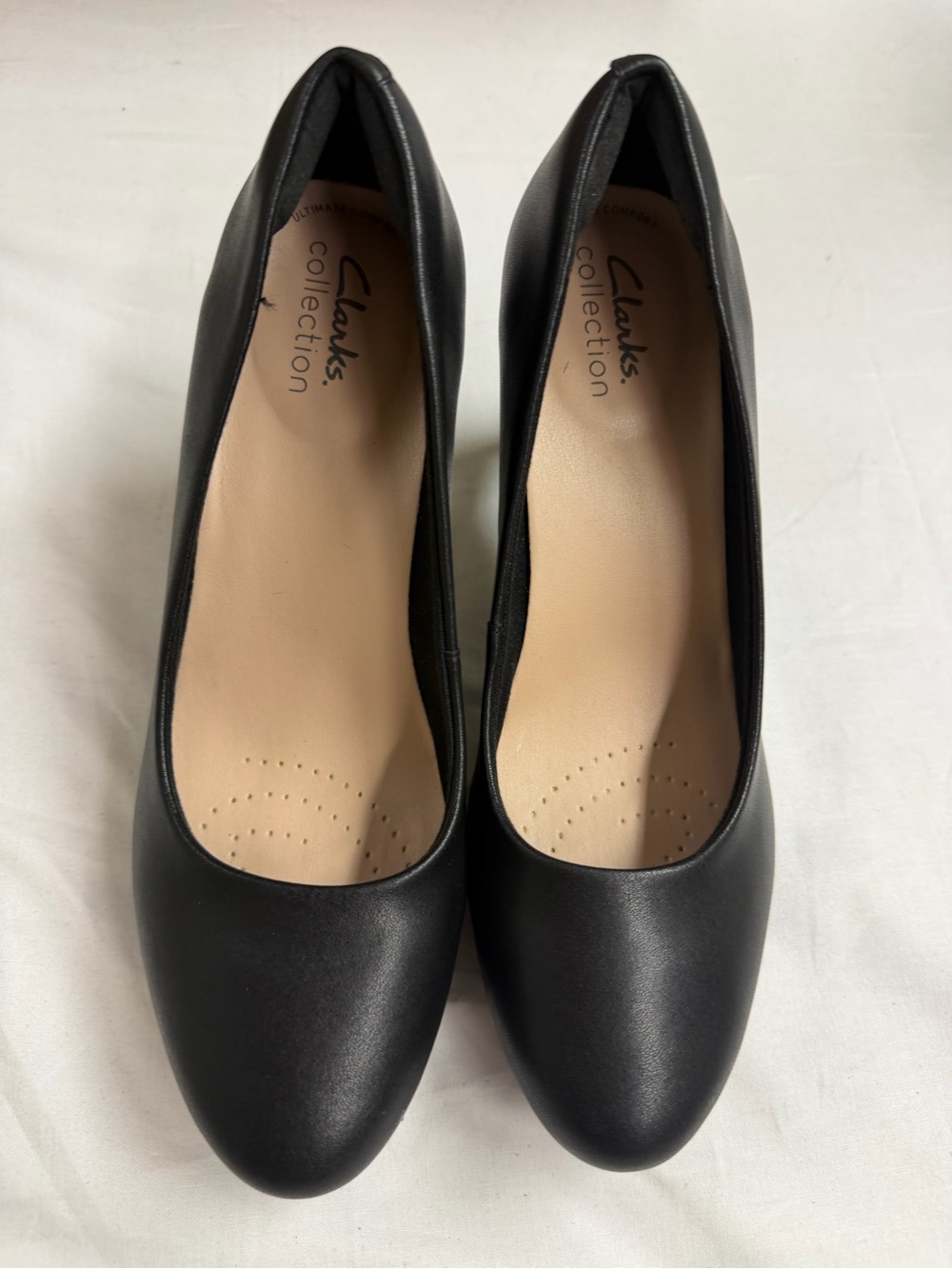 Clarks Black Leather Classic Round-Toe Heels